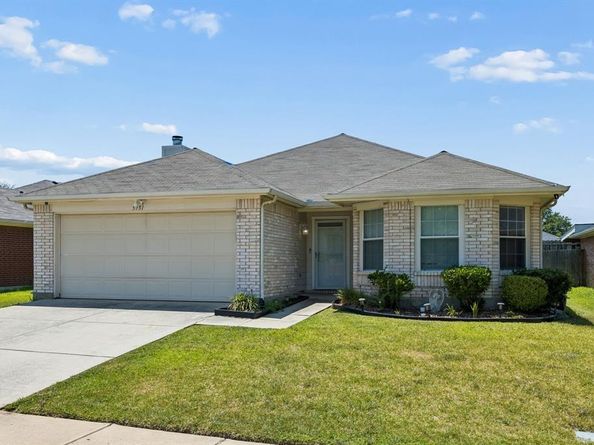 5751  Hunters Bend Lane , Dallas Texas 75249