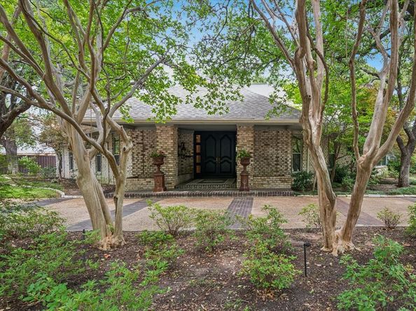 7276  Lupton Circle , Dallas Texas 75225