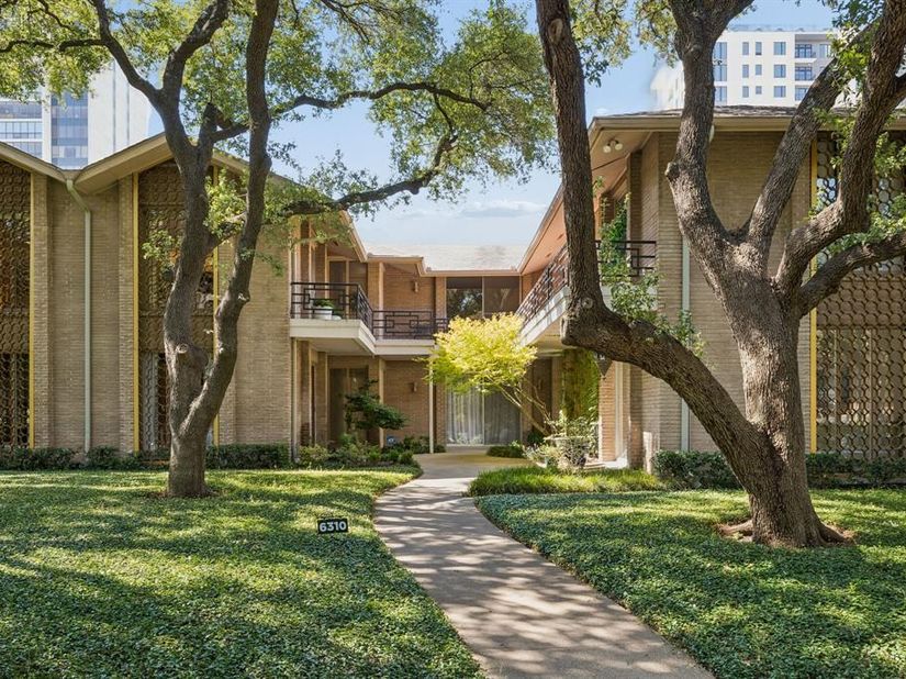 6310  Bandera Avenue  C, Dallas Texas 75225