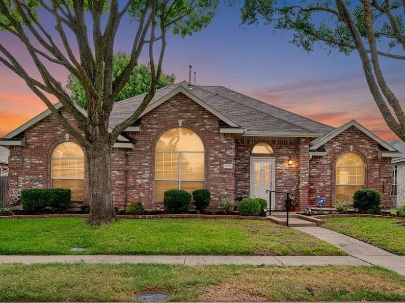3211  Saint Pierre  , McKinney Texas 75070