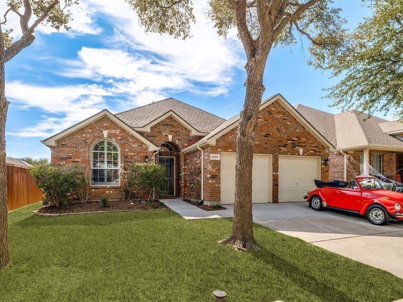 8201  Clear Bay  , McKinney Texas 75072