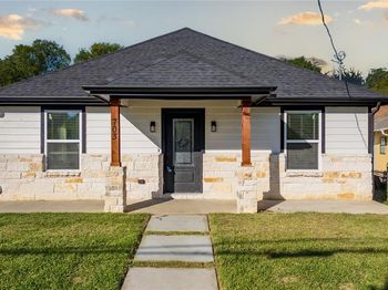 703 N Dwight Avenue 