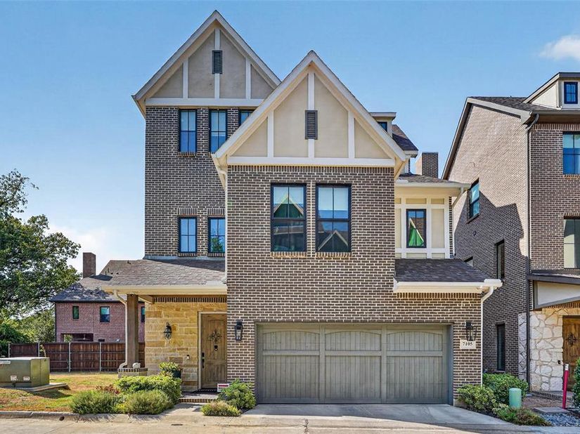7105  Granada Place , Dallas Texas 75223