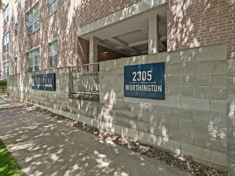 2305  Worthington Street  108, Dallas Texas 75204