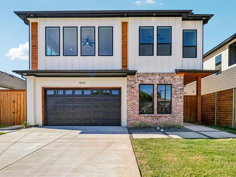 1842  Life Avenue , Dallas Texas 75212