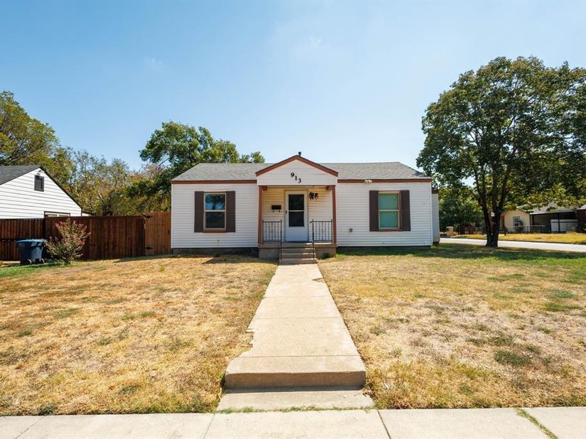 913 S Sargent Street , Fort Worth Texas 76103