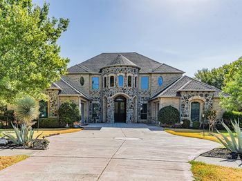 1552  Cypress Bend Drive 