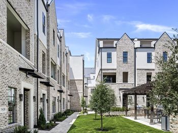 5446  Patterson Court 