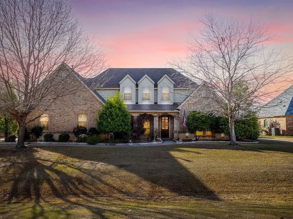 1325  Whisper Willows Drive , Fort Worth Texas 76052