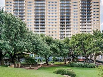 3883  Turtle Creek Boulevard 