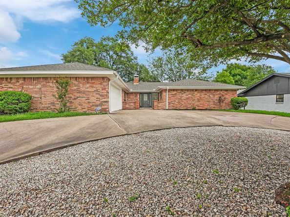 4032  Aragon Drive , Fort Worth Texas 76133