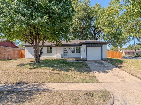 609  Warren Drive , Garland Texas 75042