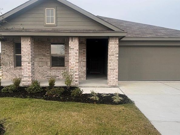 9460  GOLDEN TREE Avenue , Fort Worth Texas 76108