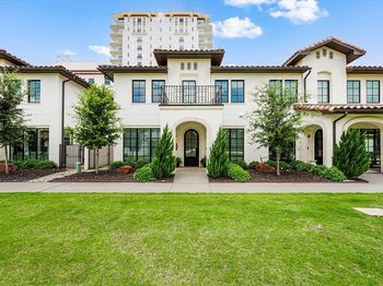 2850  Lakeside Parkway 