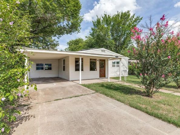 2810  Dogwood Park Drive , Richland Hills Texas 76118