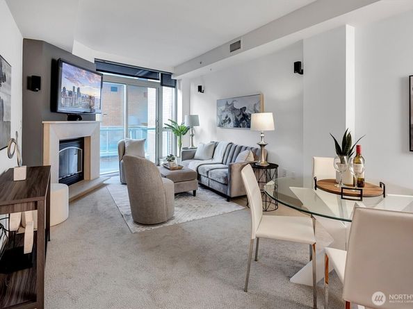 10650 NE 9th Place 5208, Bellevue WA 98004
