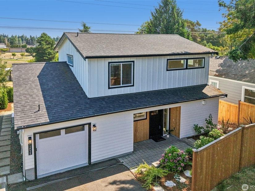 12038 N Park Avenue N, Seattle WA 98133