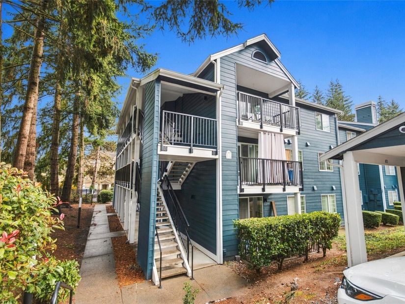215 100th Street SW D307, Everett WA 98204