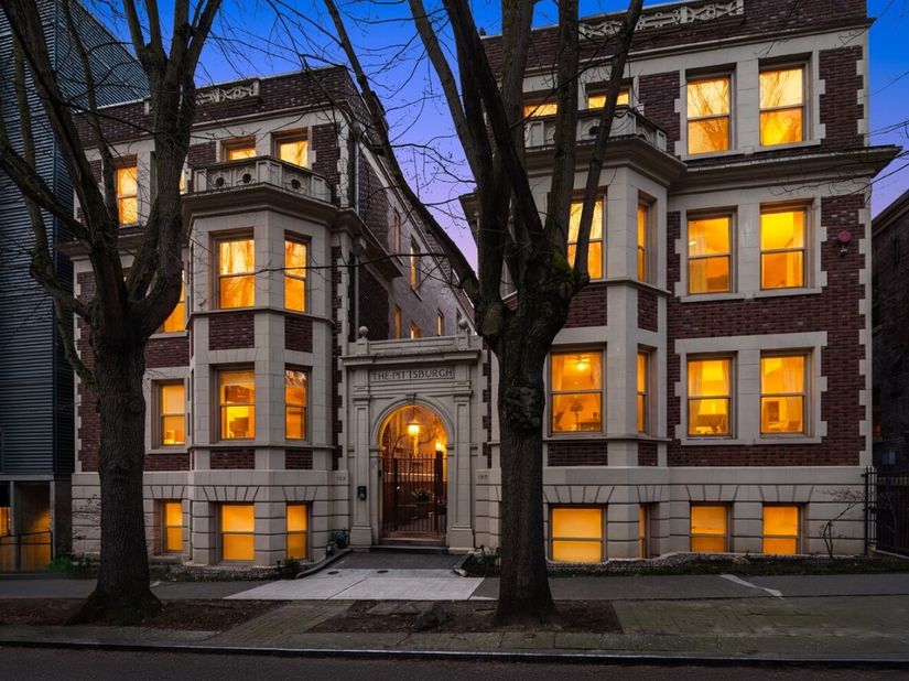 129 Warren Avenue N G, Seattle WA 98109