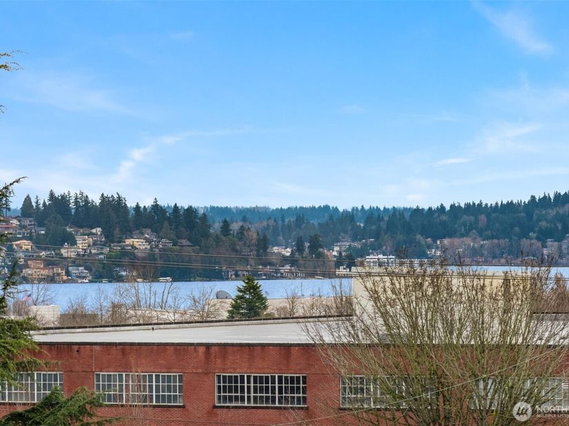 5829 NE 75th Street A444, Seattle WA 98115