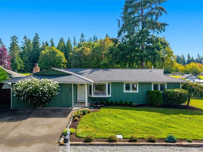 19032 86th Avenue NE, Bothell WA 98011