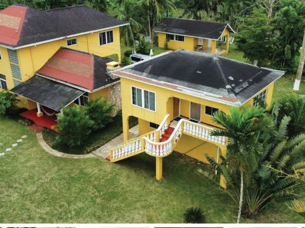 Estate Home Ocho Rios, Ocho Rios NY 00000