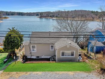 243 Lakeside Trail