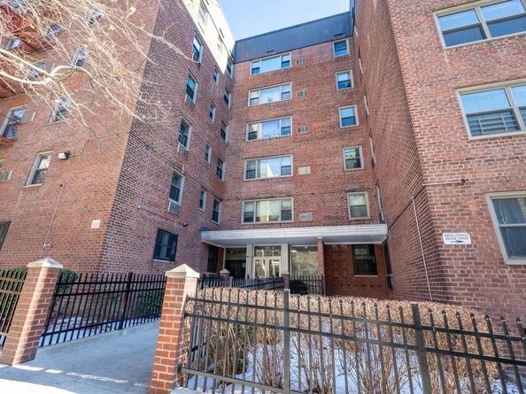 1010 Sherman Avenue 4F, Bronx NY 10456