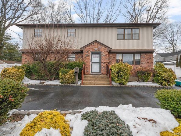 758 Stewart Avenue, Bethpage NY 11714