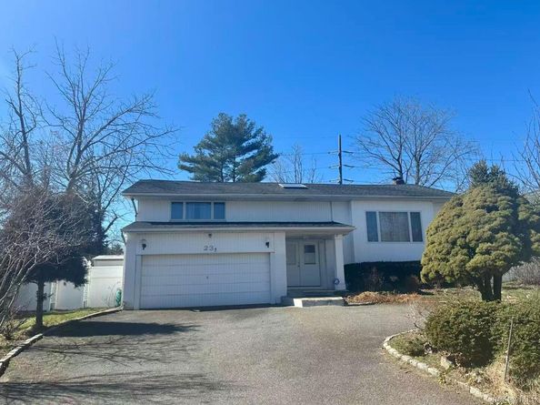 23 Clinton Lane, Jericho NY 11753