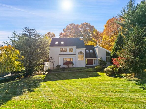 26 Watergate Drive, Amawalk NY 10501