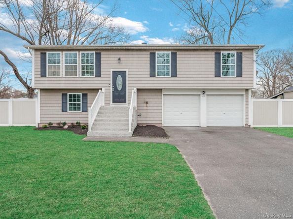 45 Magnolia Drive, Selden NY 11784