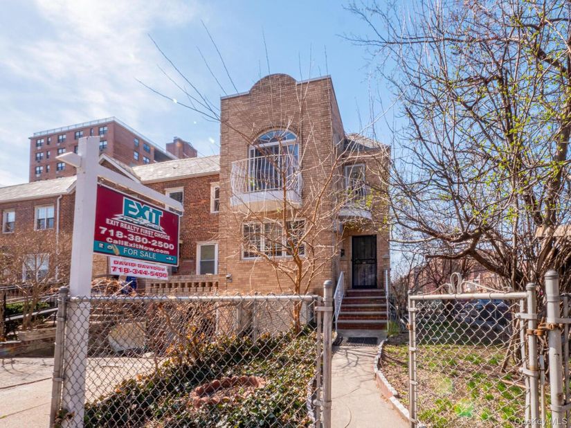 98-25 67th Avenue, Rego Park NY 11374