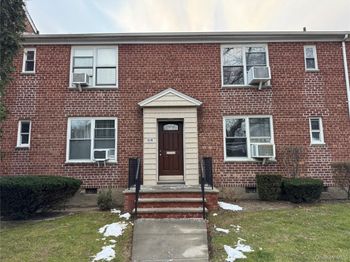 35-36 Clearview Expy