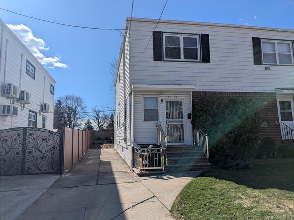 13710 64th Road, Flushing NY 11367