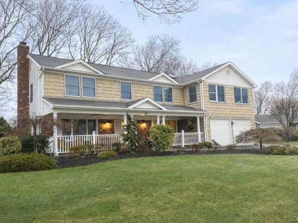 46 Wilmont Turn, Coram NY 11727