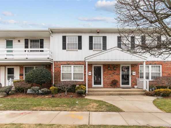 676 Front Street F, Hempstead NY 11550