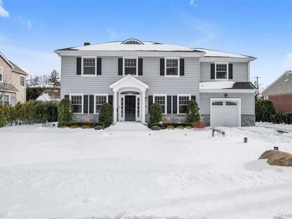 36 Fenimore Avenue, Garden City NY 11530