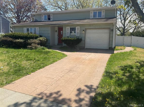 6 Monterey Lane, Centereach NY 11720