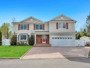 64 Muttontown Eastwoods Road