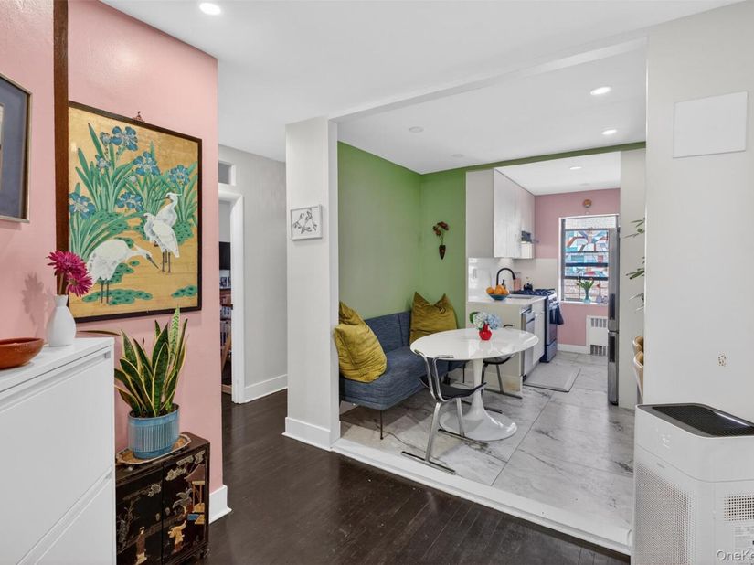 10325 68th Avenue 5K, Forest Hills NY 11375