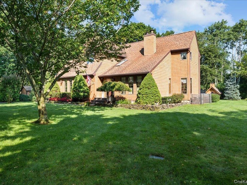 595 Greenfields Lane, Southold NY 11971