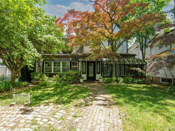 88 Prospect Street, Douglaston NY 11363