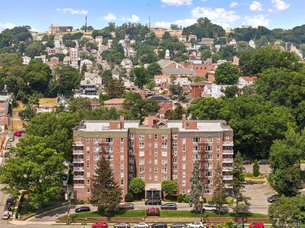 125 Bronx River Road 5A, Yonkers NY 10704