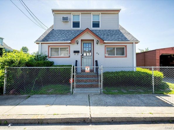 86 Gotham Avenue, Elmont NY 11003
