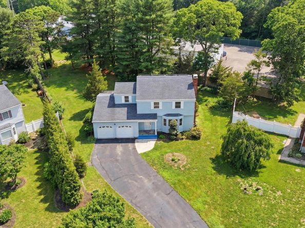 19 Sherwood Court, Ronkonkoma NY 11779