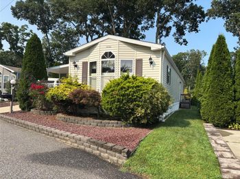 1661 Old Country Road