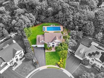 5 Sky View Court