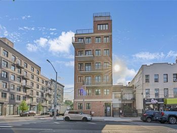 178 Throop Avenue