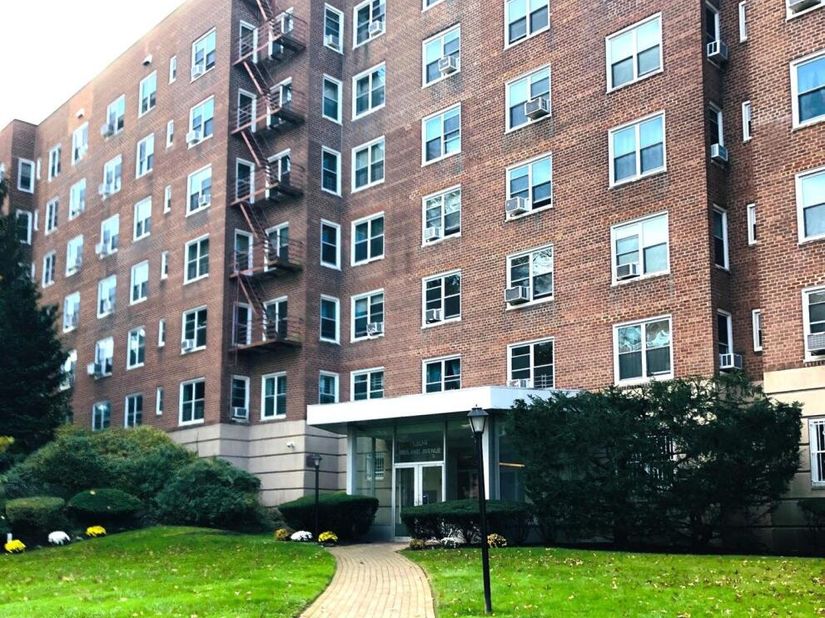 1304 Midland Avenue A43, Yonkers NY 10704